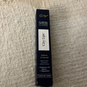 Lip Plumping Clear Lip Gloss